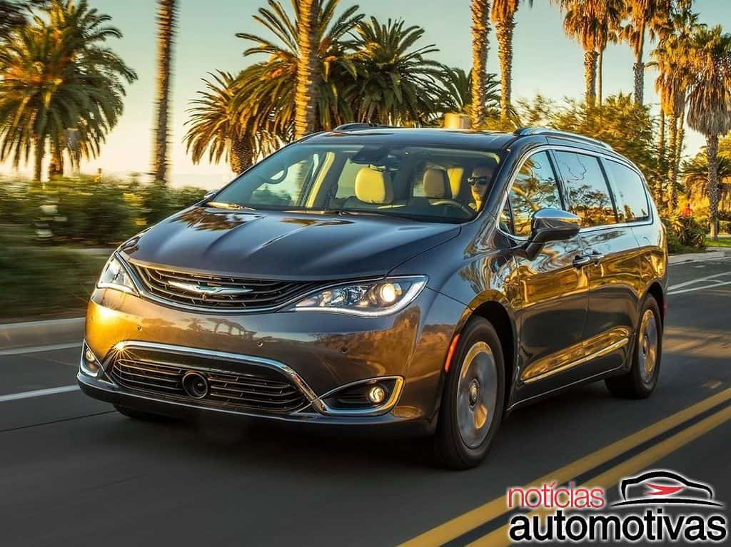 Chrysler pacifica crossover