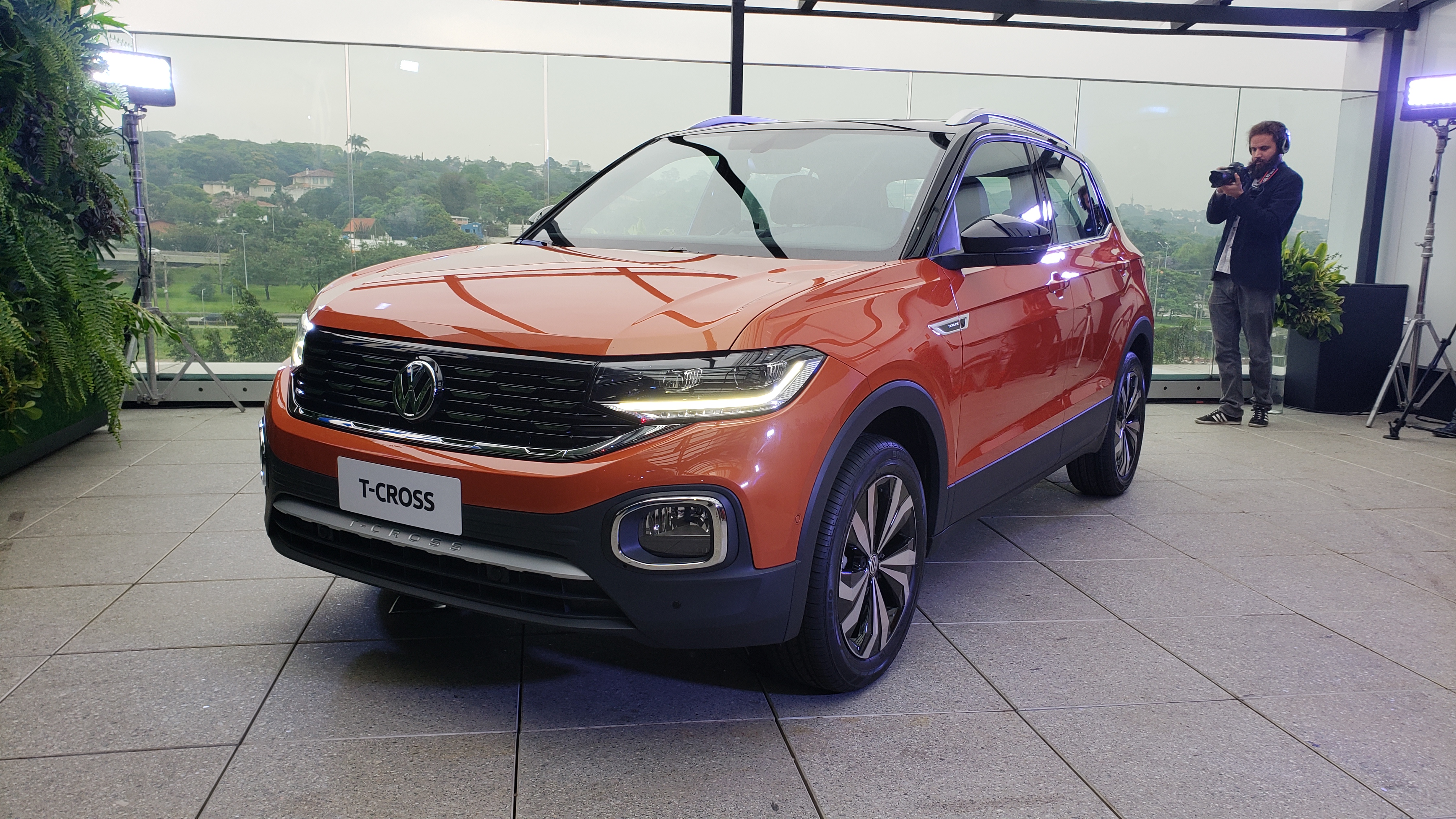 Volkswagen t Cross 2022 Orange Metallic